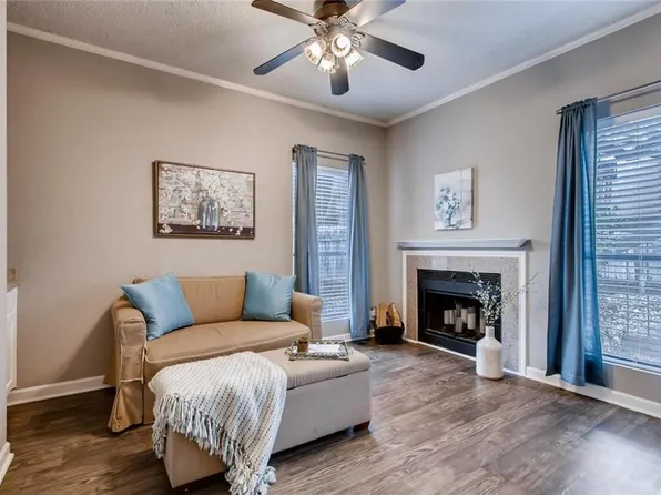 802 S 1st St APT 108, Austin, TX 78704