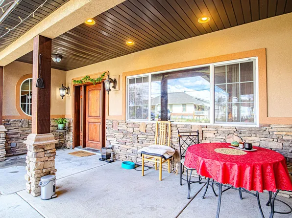 75 E Main St, Wellington, UT 84542