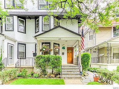 1st image of 178 Archer Ave #3