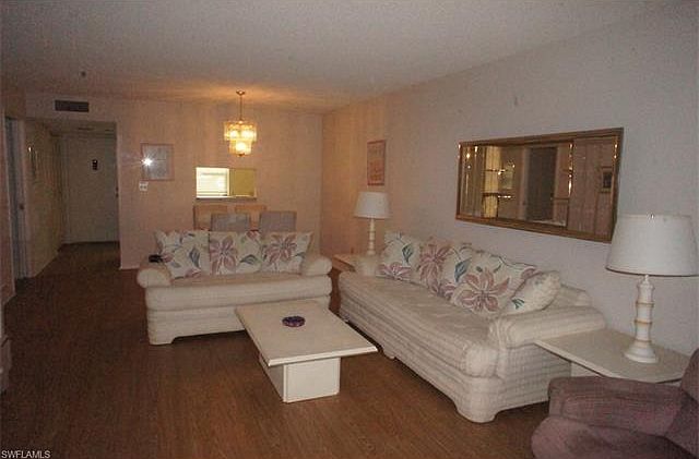 1st image of 6220 Augusta Dr APT 105
