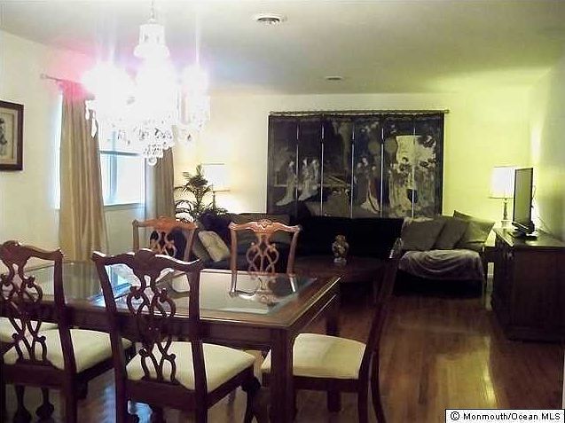 1st image of 105 Hudson Parkway #B