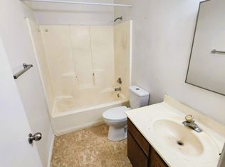 590 W 18th Ave APT 3, Apache Junction, AZ 85120