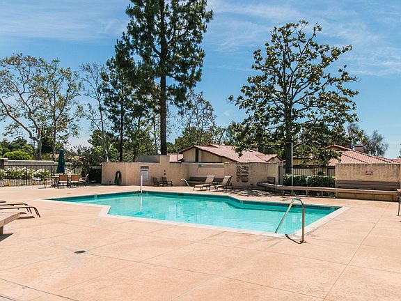3rd image of 1435 Pueblo Ct