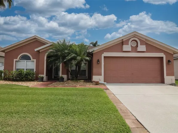 29650 Eagle Station Dr, Wesley Chapel, FL 33543