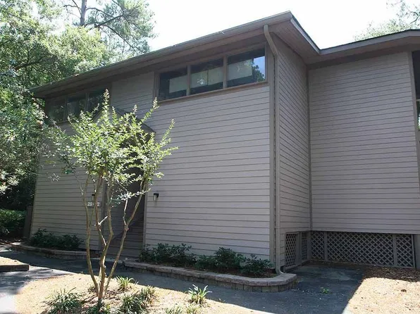 32 Three Mast Ln, Hilton Head Island, SC 29928