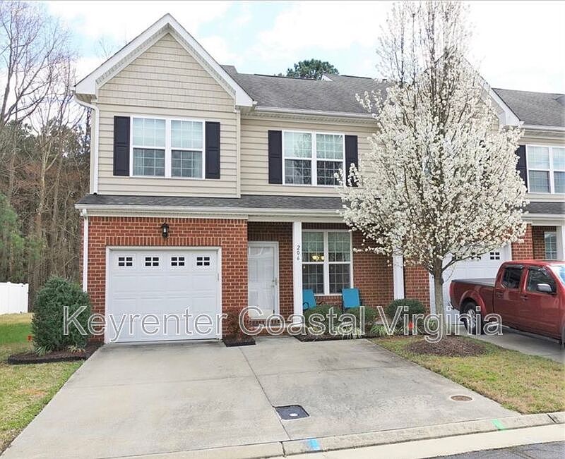 1st image of 206 Monticello Ct