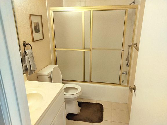 5th image of 2085 Mesquite Ave Unit 13