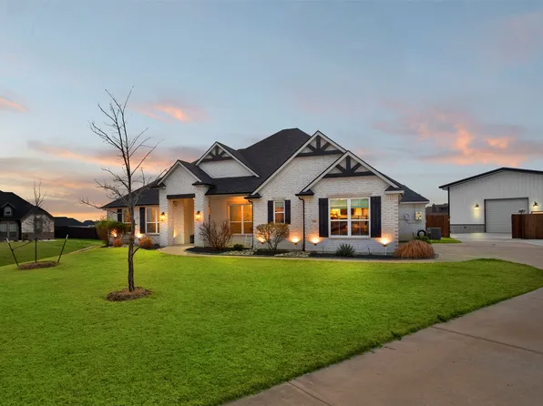 341 Hero Ct, Waxahachie, TX 75167