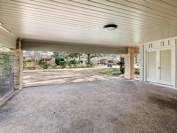 3rd image of 3 Pine Pl