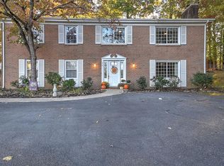 212 Forest Hills Dr, Bristol, TN 37620
