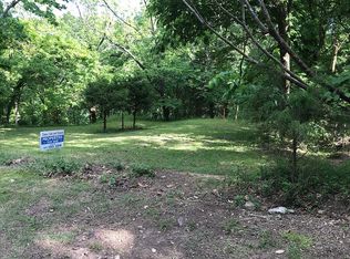 22 Norris St, Eureka springs, AR 72632