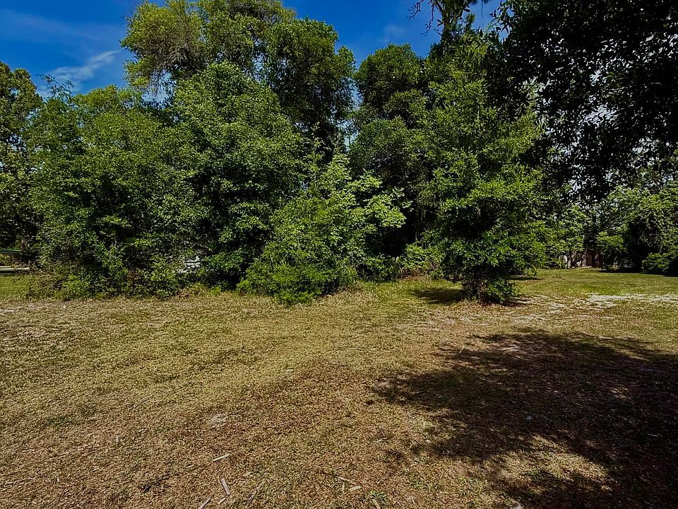 2nd image of 676 W PENIEL Road