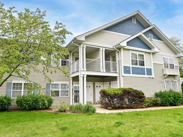 7972 North 107th STREET #11, Milwaukee, WI 53224