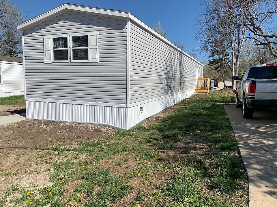 2nd image of 4 Springdale Dr