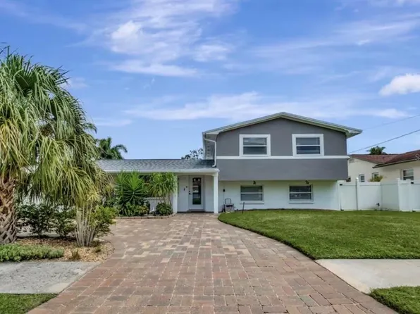 8327 Archwood Cir, Tampa, FL 33615