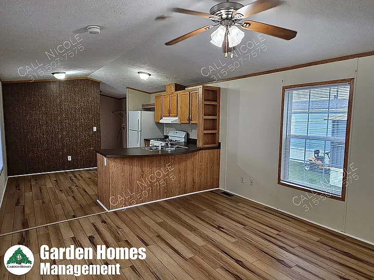 230 Maverick Ln — Photo 9