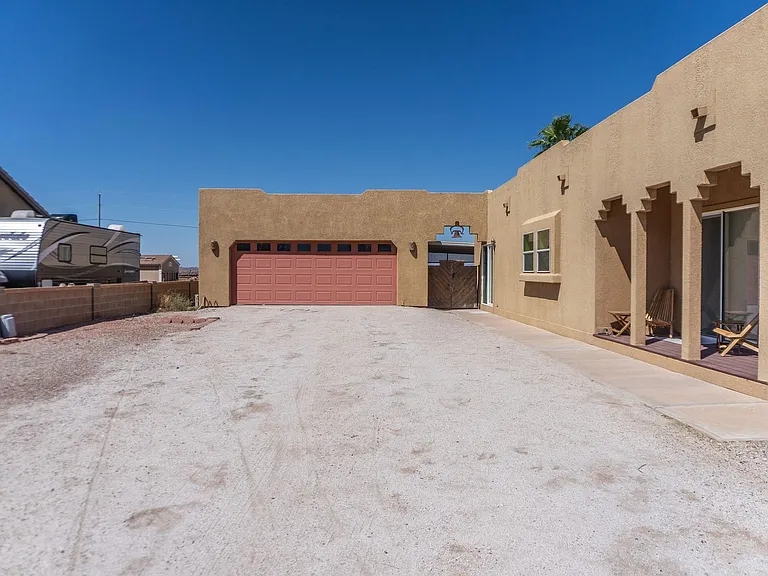 28702 Canal Ave — Photo 24