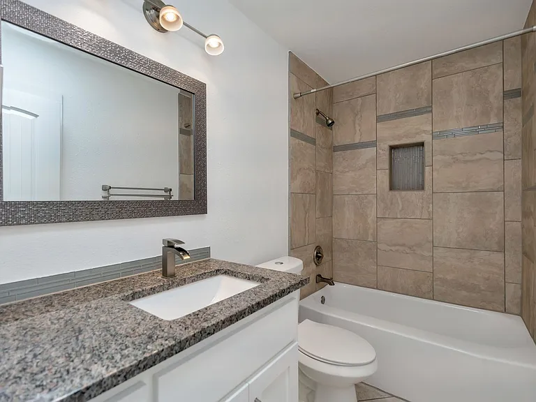 4020 S. Bannock Street — Photo 9