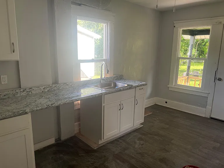 423 2nd St SW — Photo 9