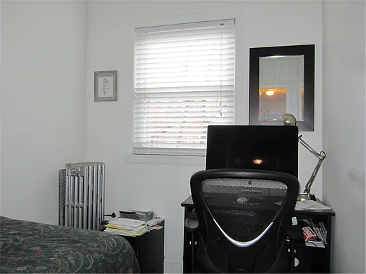 Rented by Douglas Elliman | media 23