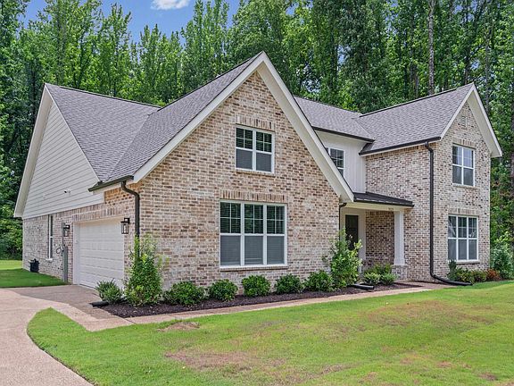 2nd image of 7025 Walker Farms Dr