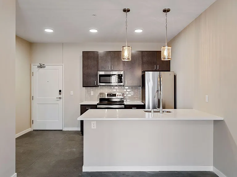 756 Jackson St NE #101 — Photo 2