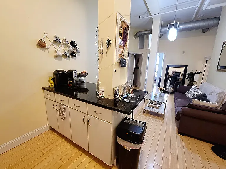 37 Temple Pl #404 — Photo 6