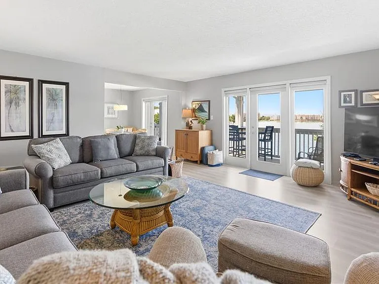 4805 Cobia Dr SE #D — Photo 20