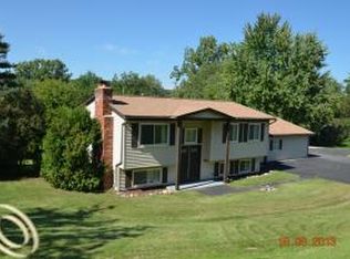 4862 Clarkston Rd, Clarkston, MI 48348