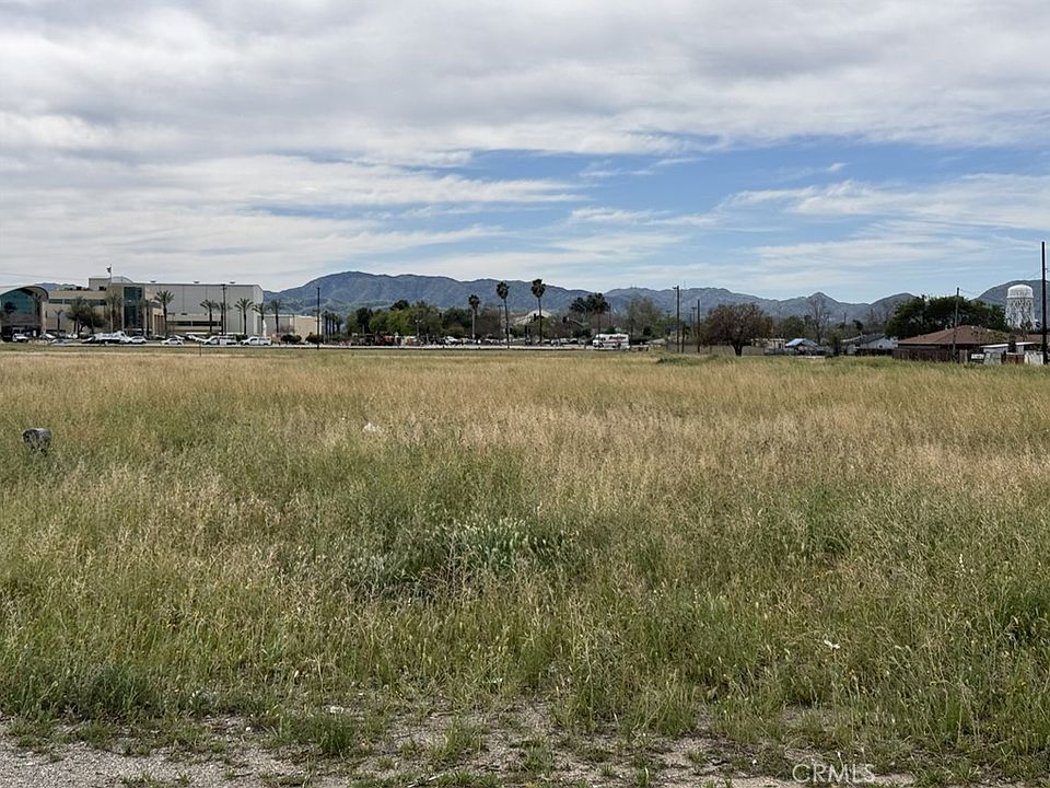 2nd image of 0 E 5th St #18