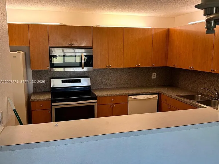 14840 Naranja Lakes Blvd #C1H — Photo 6