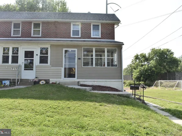 739 Jansen Ave, Essington, PA 19029