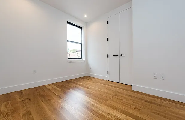 Rented by Nooklyn NYC LLC | media 34