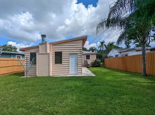 1412 56th Ave N, Saint Petersburg, FL 33703