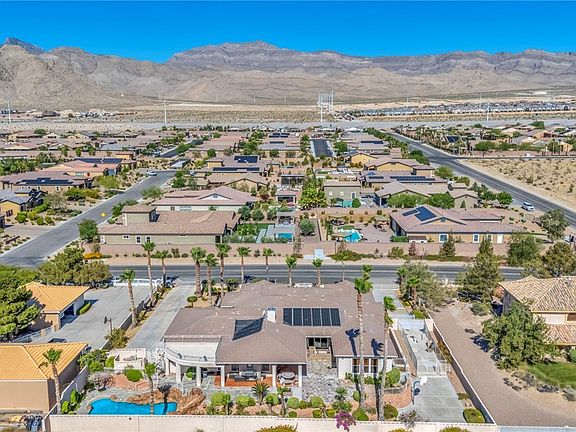 3rd image of 5960 Michelli Crest Way