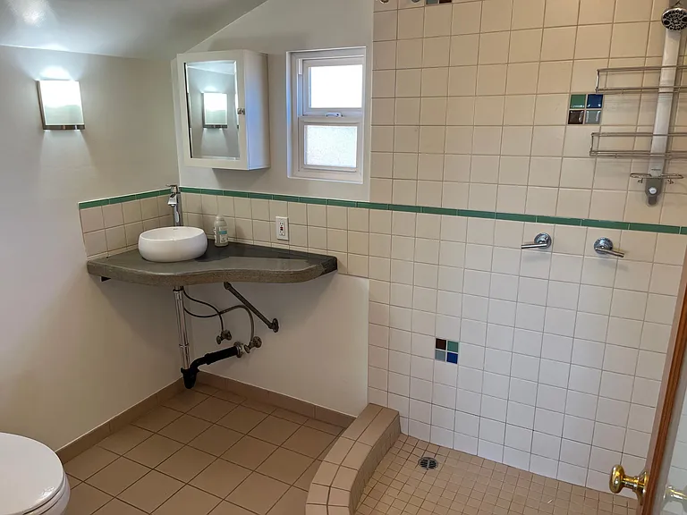 Upstairs 3/4 bathroom