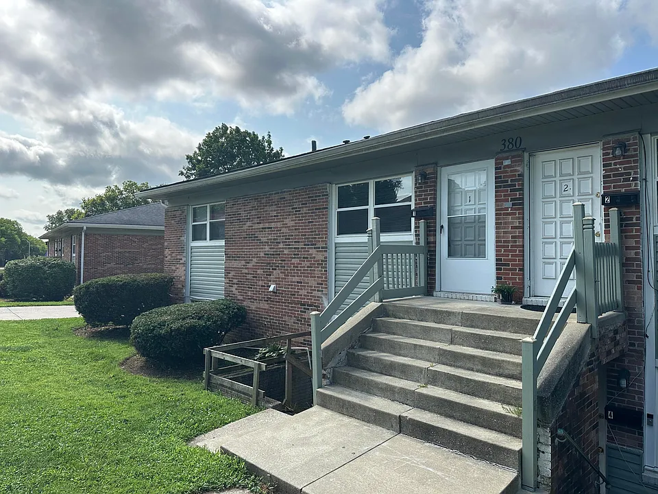 380 Redding Rd #1