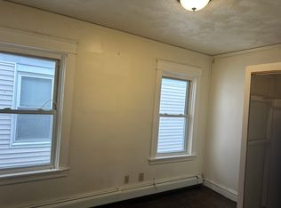 96 Veazie St, Providence, RI 02908