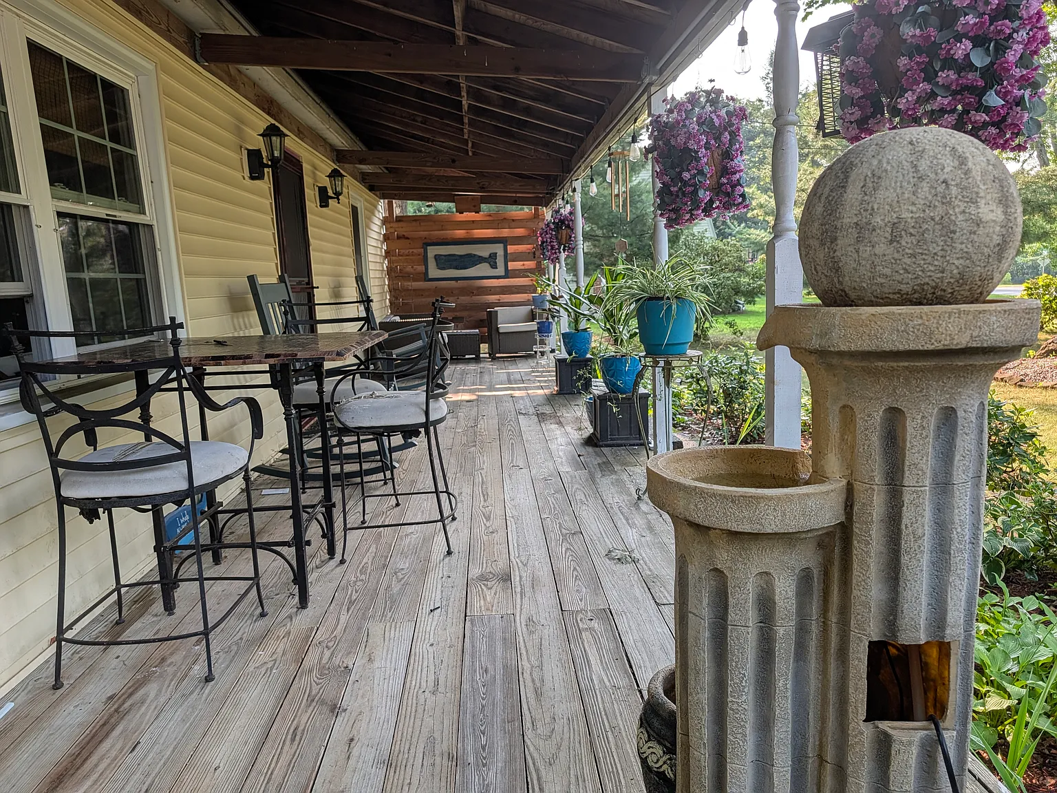 2 bed, 350 sqft, $900 — Photo 2
