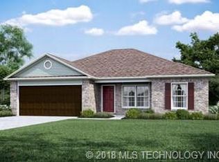 10609 N 101st Ave E, Owasso, OK 74055
