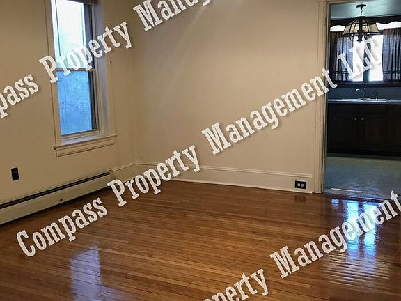 5th image of 341 Charles St