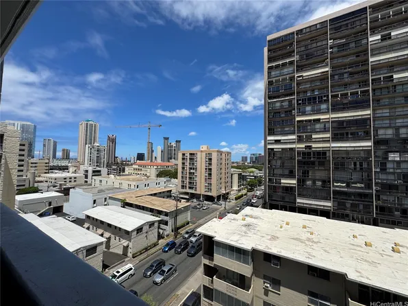 824 Kinau St APT 604, Honolulu, HI 96813