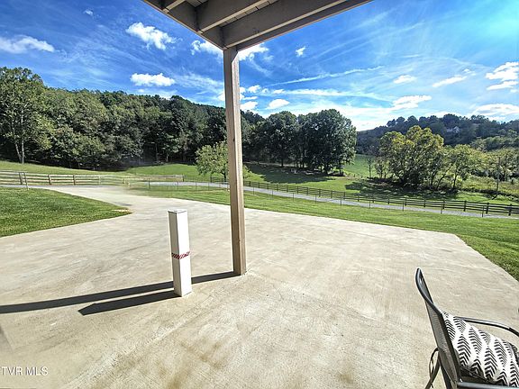 5th image of 602 N Holston River Dr #3