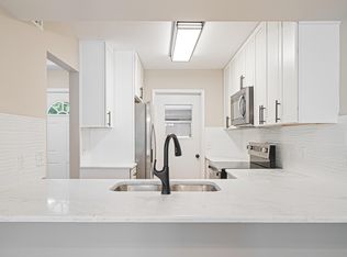 48 4th Ave, Shalimar, FL 32579
