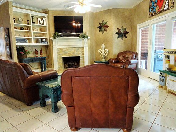 3rd image of 4809 Richmond Dr
