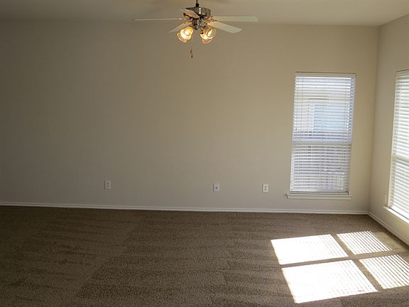 4th image of 6313 Geneva Ln