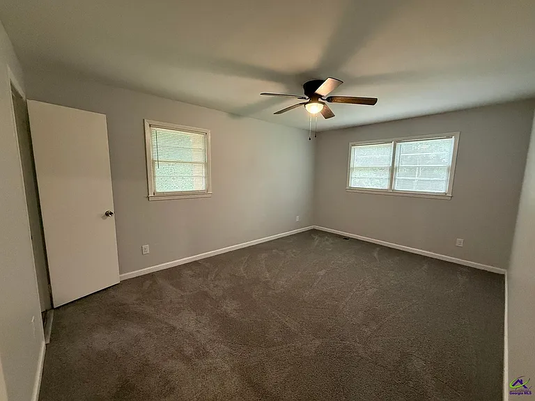 319 Ashby Way — Photo 17