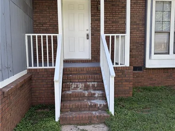 3273 Corktree Trl, Lithonia, GA 30038