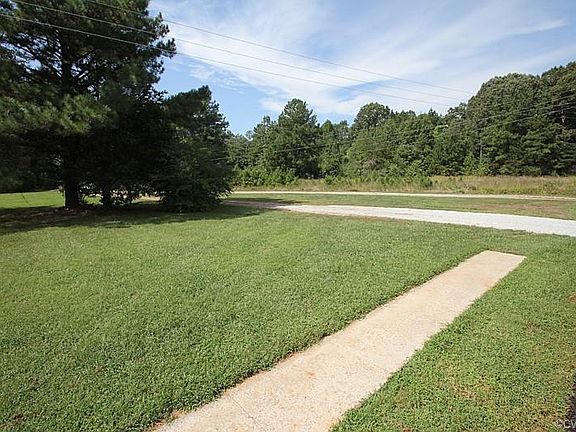 4th image of 16265 Laurel Brook Ln