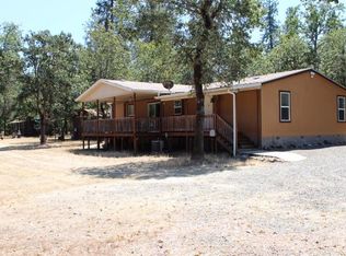360 Lamont Way, Cave Junction, OR 97523